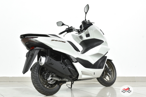 Скутер HONDA PCX 160 2024, белый фото 7