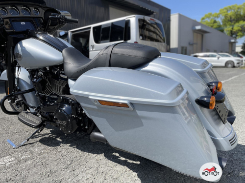 Мотоцикл HARLEY-DAVIDSON Street Glide Special 2023, серый фото 10