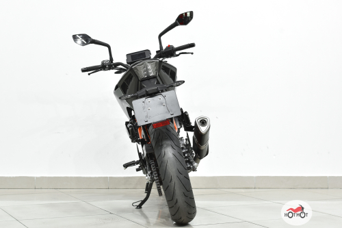 Мотоцикл KTM 390 Duke 2022, Серый фото 6