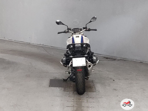 Мотоцикл BMW R 1200 R  2016, белый фото 4