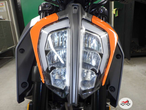 Мотоцикл KTM 390 Duke 2023, Оранжевый фото 8
