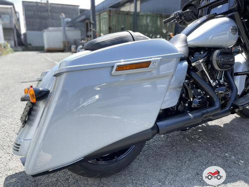 Мотоцикл HARLEY-DAVIDSON Street Glide Special 2023, серый фото 6